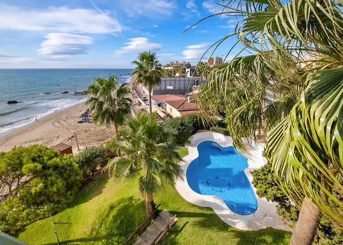 Aguamarina On The Front Appartement *